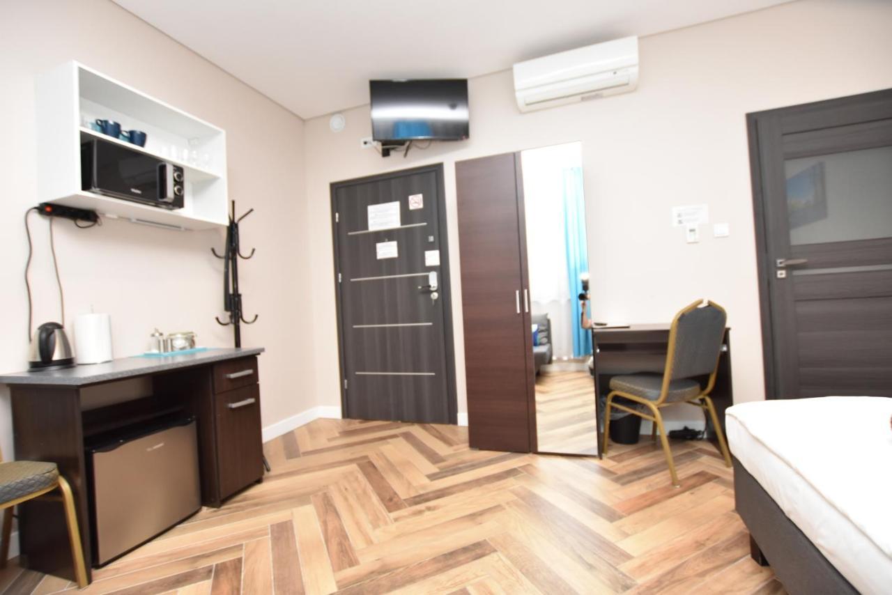 Dukes Apartments - Wita Stwosza Wrocław Buitenkant foto